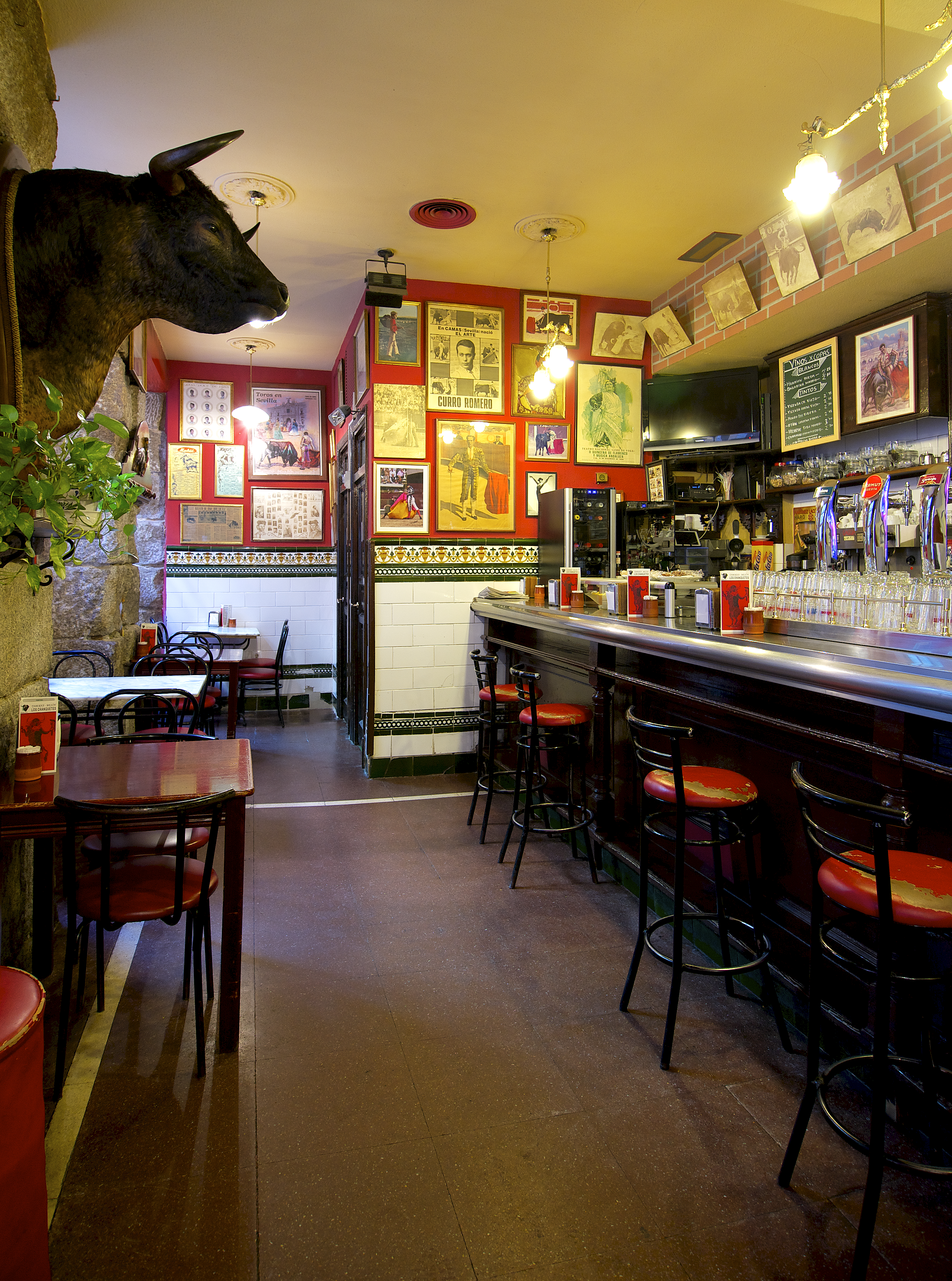 Taberna Los Chanquetes - Saborea Madrid