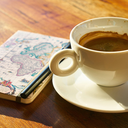 7 CAFETERÍAS PARA SENTARTE A DISFRUTAR DE UN BUEN LIBRO