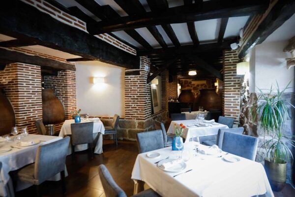 Restaurante 7Capillas