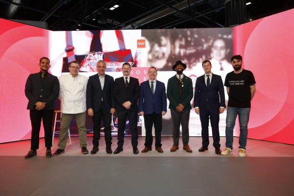 Hostelería Madrid y la Comunidad de Madrid presentan en FITUR las dos guías gastro que marcarán la tendencia en cócteles y restauración en 2024