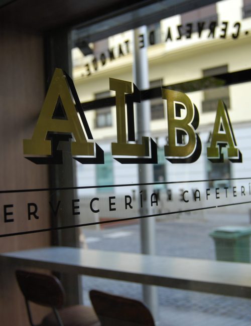 Alba by Brindis