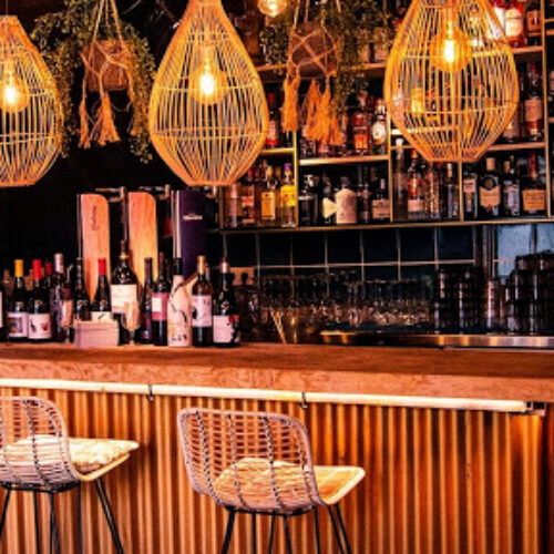 SURI GARDEN LOUNGE
