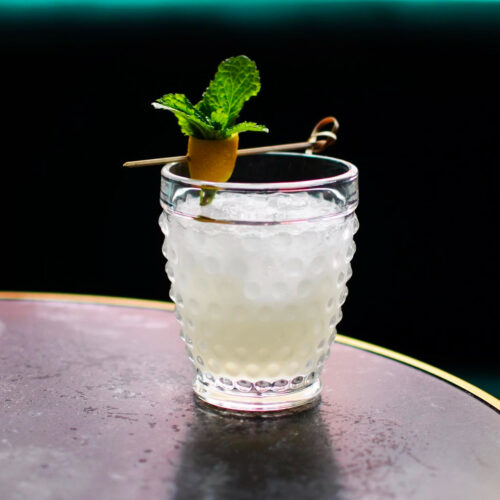 DOCE BOTELLAS