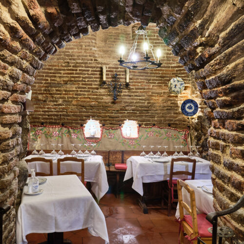 Restaurantes con historia: locales con más de 50 años para ir a comer en la capital