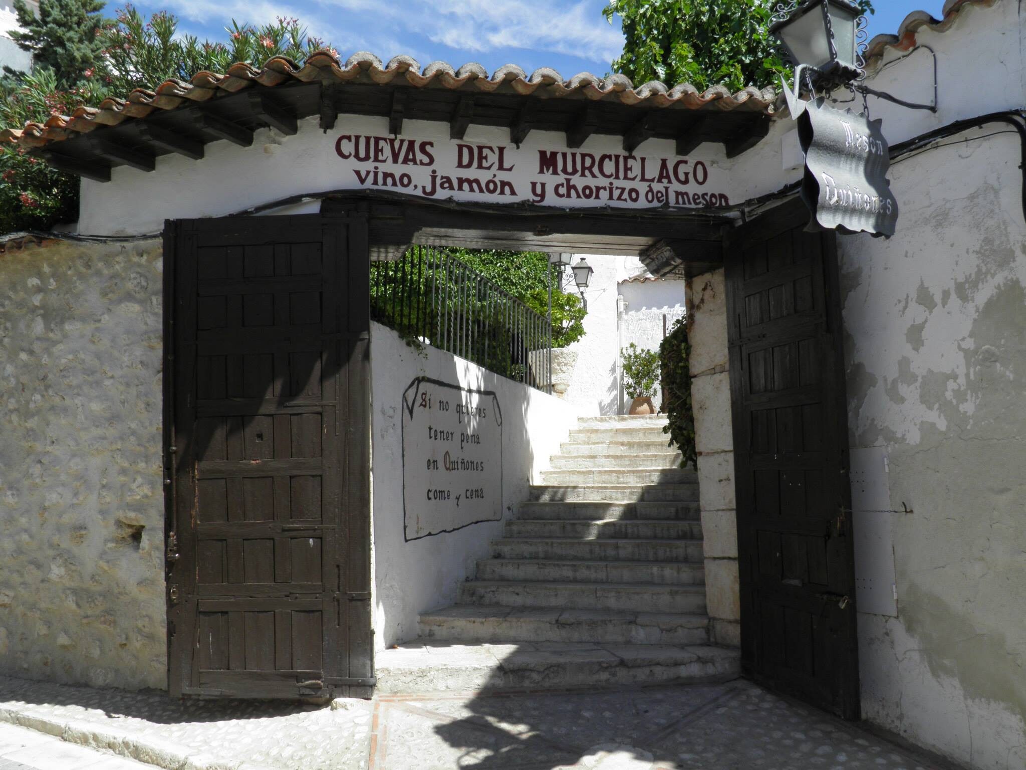 MESÓN QUIÑONES CUEVAS DEL MURCIELAGO