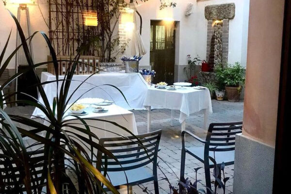 Restaurante 7 Capillas y Hacienda la Coracera