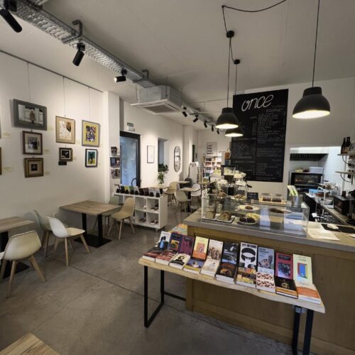 ONCE CAFÉ CON LIBROS