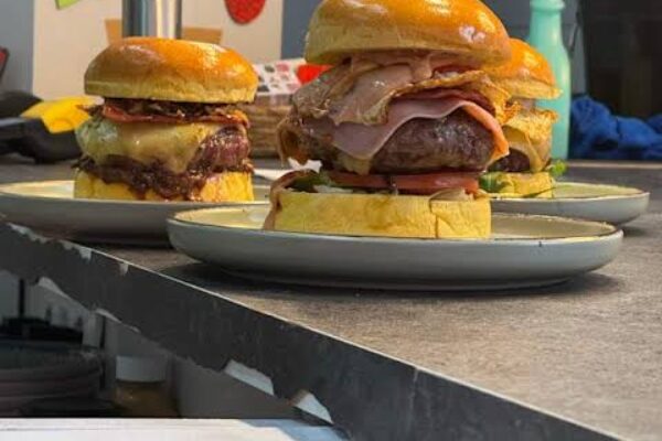 B’86 PIZZA&BURGERS